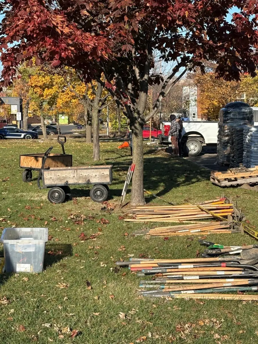 Matériel préparé sur le terrain du Cégep