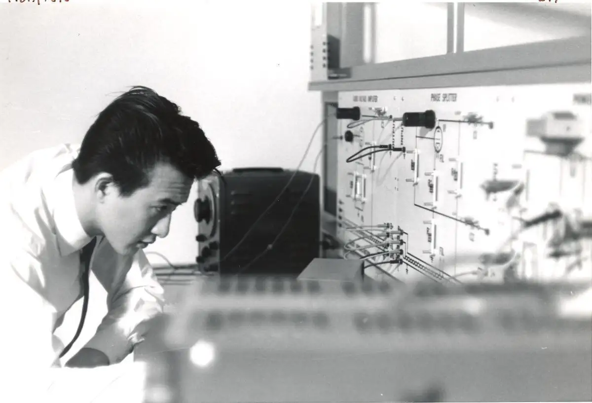 Étudiant en électro