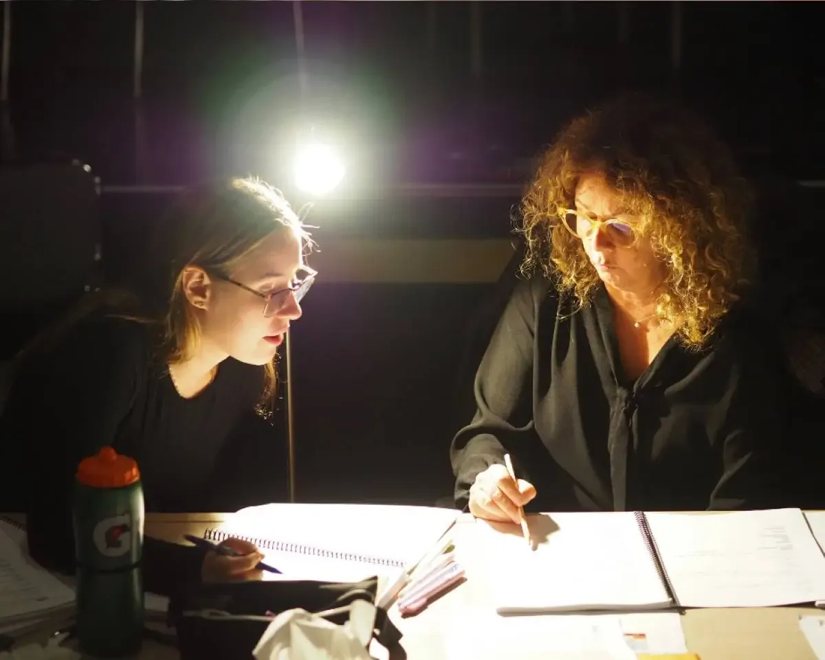 Discussion entre une enseignante et une étudiante