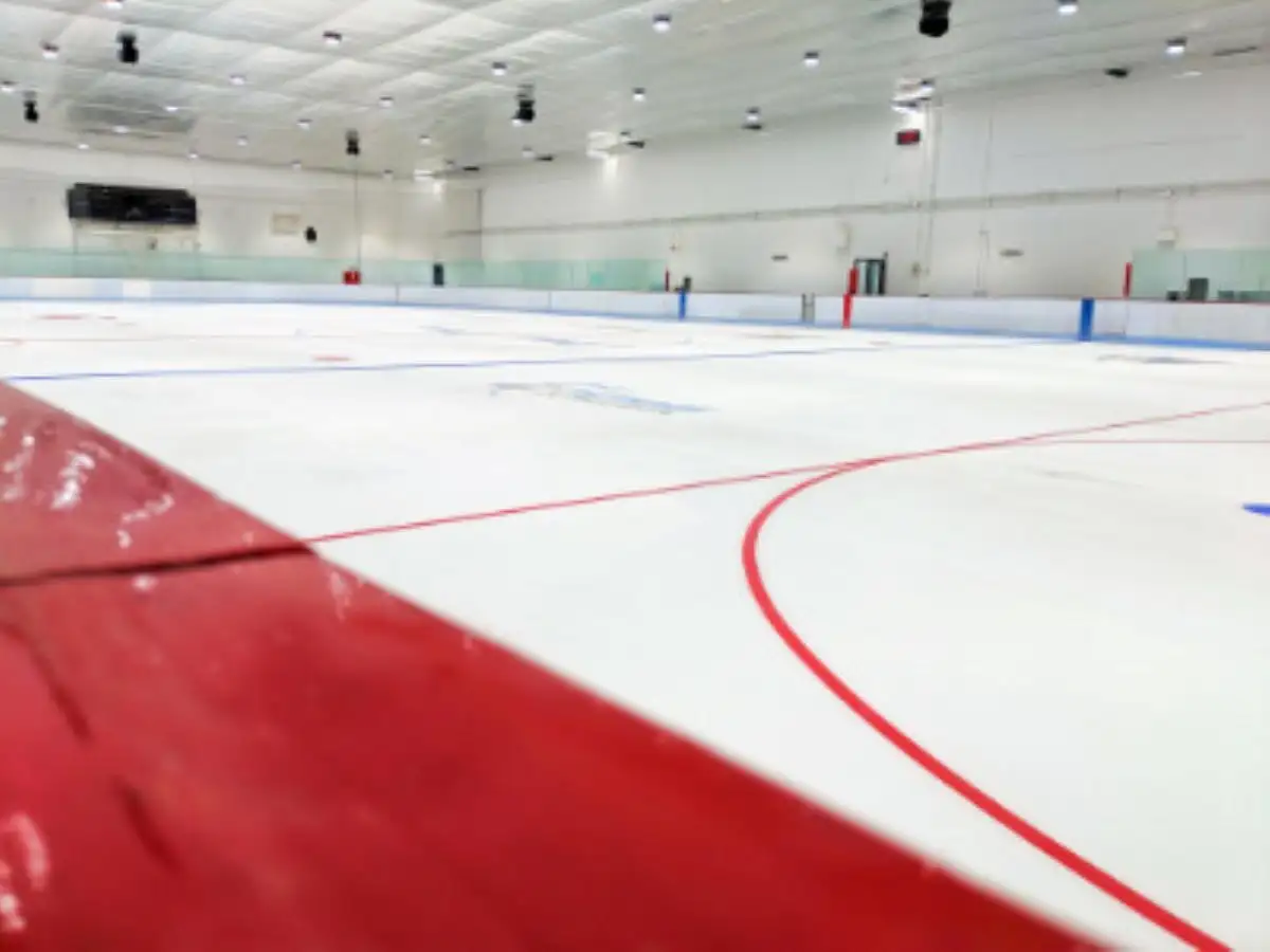 Aréna Émile Butch Bouchard Glace